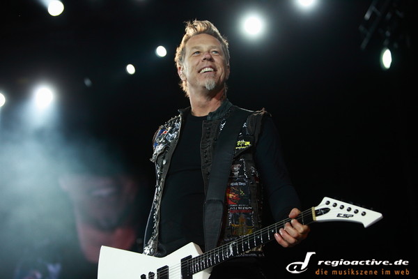 zahlreiche klassiker und das schwarze album - Fotos: Metallica live bei Rock am Ring 2012 