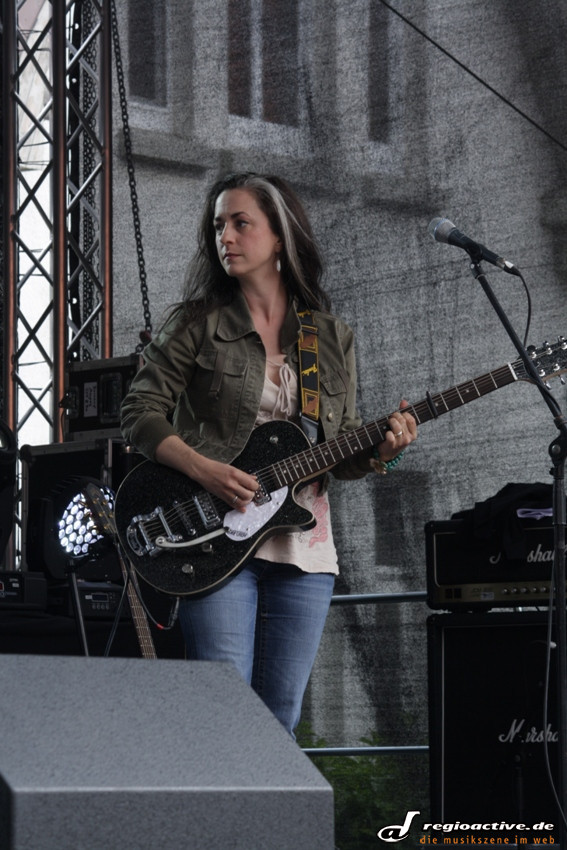 Tess Wiley (live beim Musikschutzgebiet-Festival 2012)