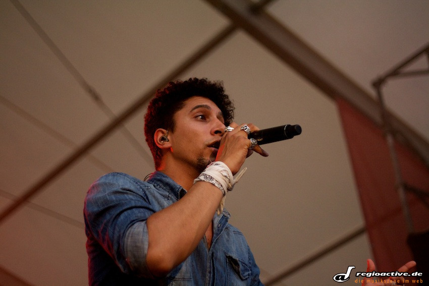 Andreas Bourani (live auf dem Made in Germany Festival 2012)